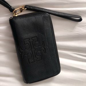 Tory Burch wallet clutch